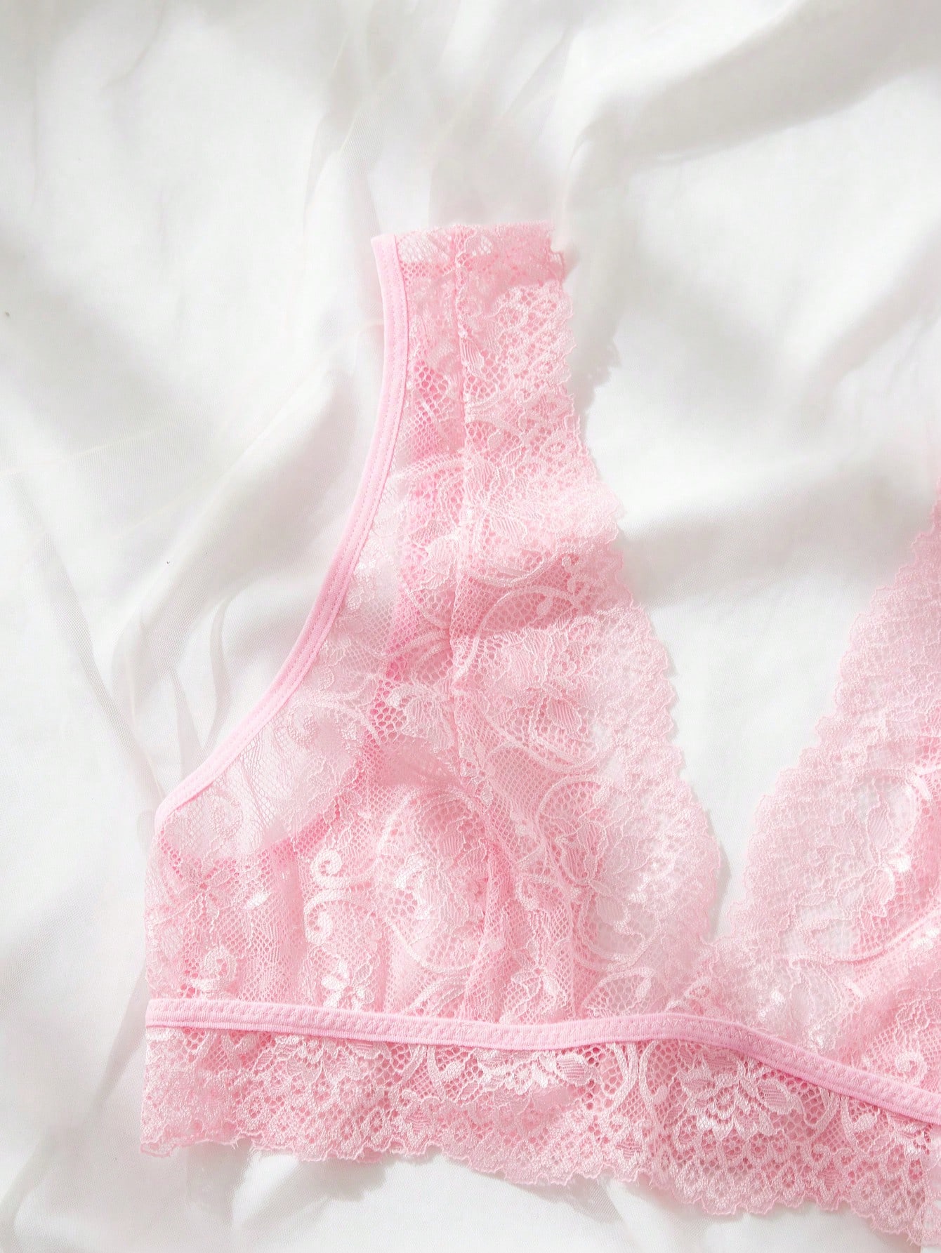 Pink Lace Lingerie Set Sheer F - مراجعة Lace Bralette Set وسعره