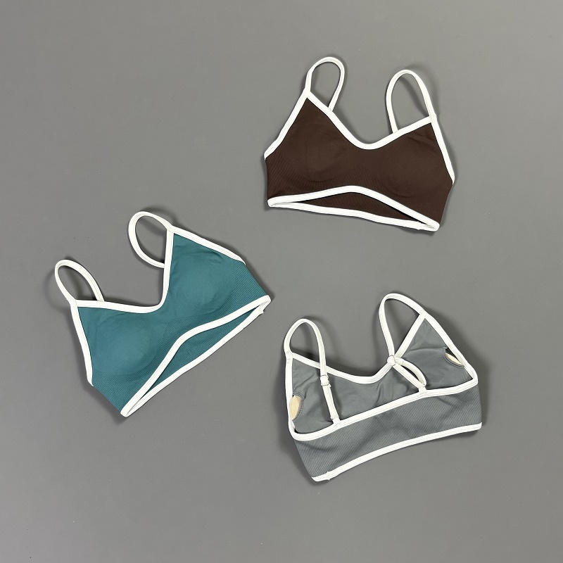 Women Contrastline Yoga Bra V  - مراجعة Sports Bra Racerback وسعره